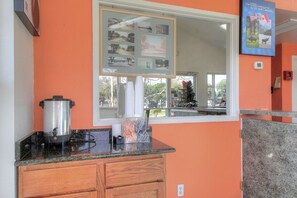 Lobby - Motel 6 Kerrville, TX (Kerrville)