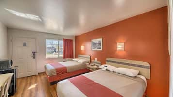 Een laptopwerkplek, gratis wifi, beddengoed