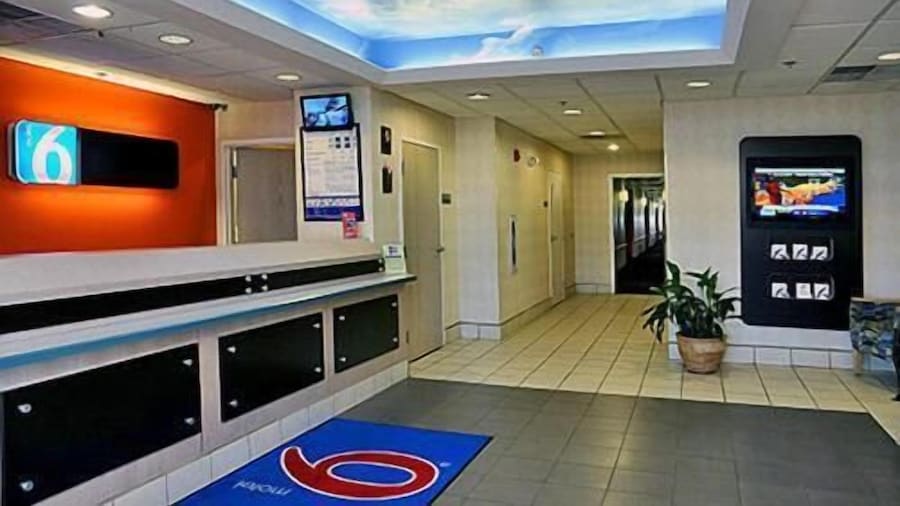 Motel 6 Milan, OH - Sandusky