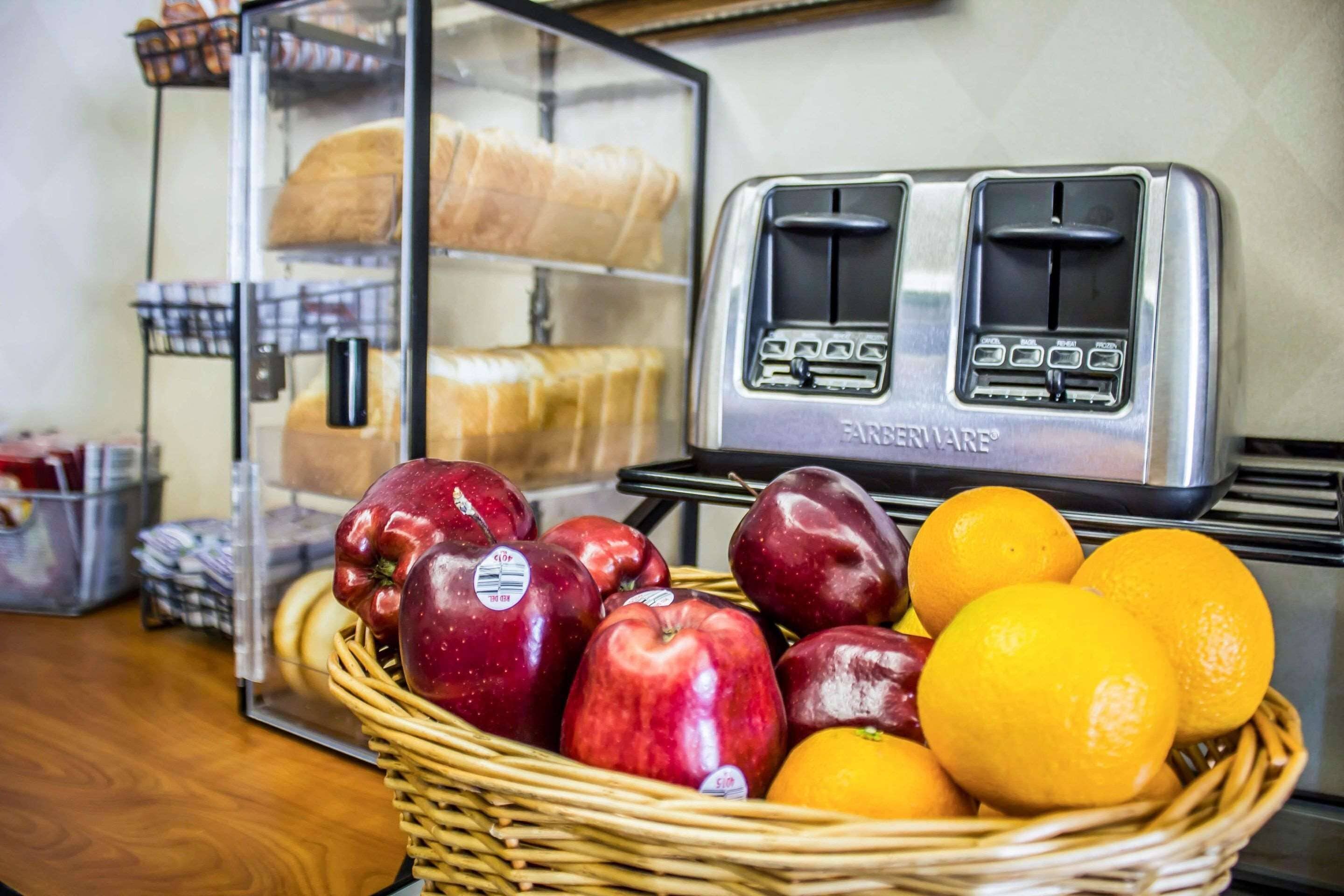 Desayuno continental gratuito