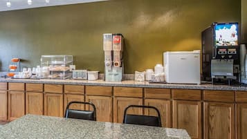 Free daily continental breakfast