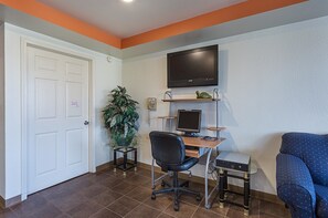 Business center - Motel 6 Bells, TN - Brownsville (Bells)