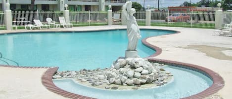 Outdoor pool, sun loungers