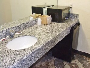 Desk, rollaway beds, free WiFi, bed sheets