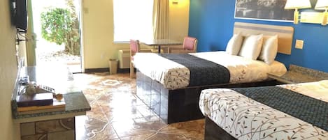 办公桌、折叠床/加床(额外收费)、免费 WiFi、床单