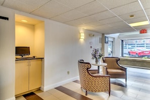 Sala de estar en el lobby