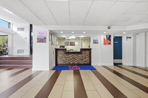 Reception - Motel 6 Washington, DC (Washington)