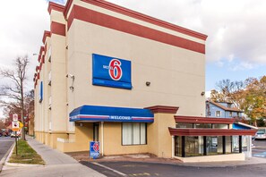Exterior - Motel 6 Washington, DC (Washington)