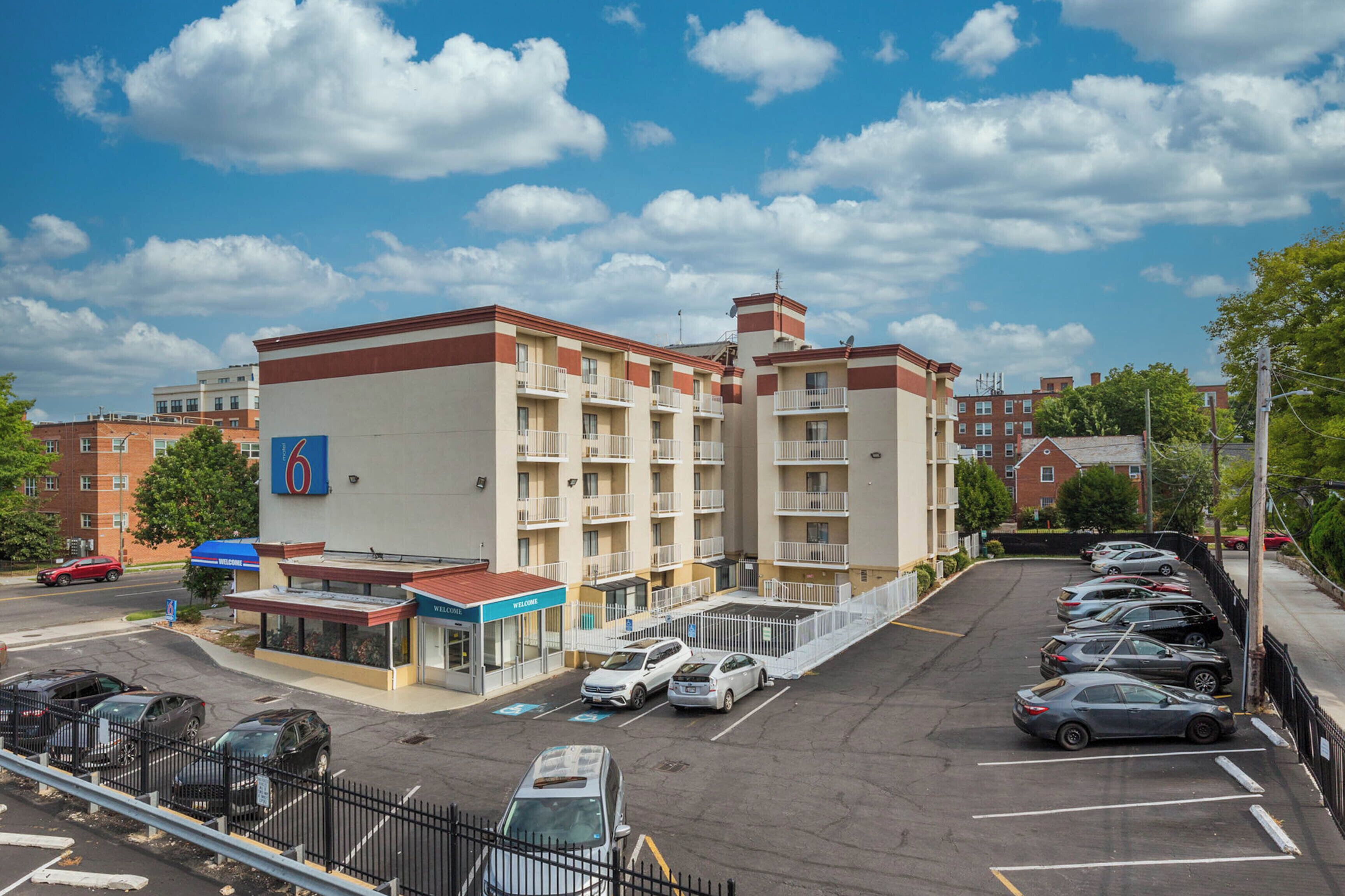 Photo - Motel 6 Washington, DC