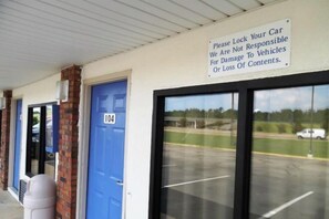 Interior - Motel 6 Columbus, MS (Columbus)