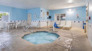 Indoor pool - Motel 6 Roswell, NM (Roswell)