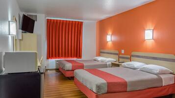 Minibaari, työpöytä, silitysrauta/-lauta, ilmainen Wi-Fi