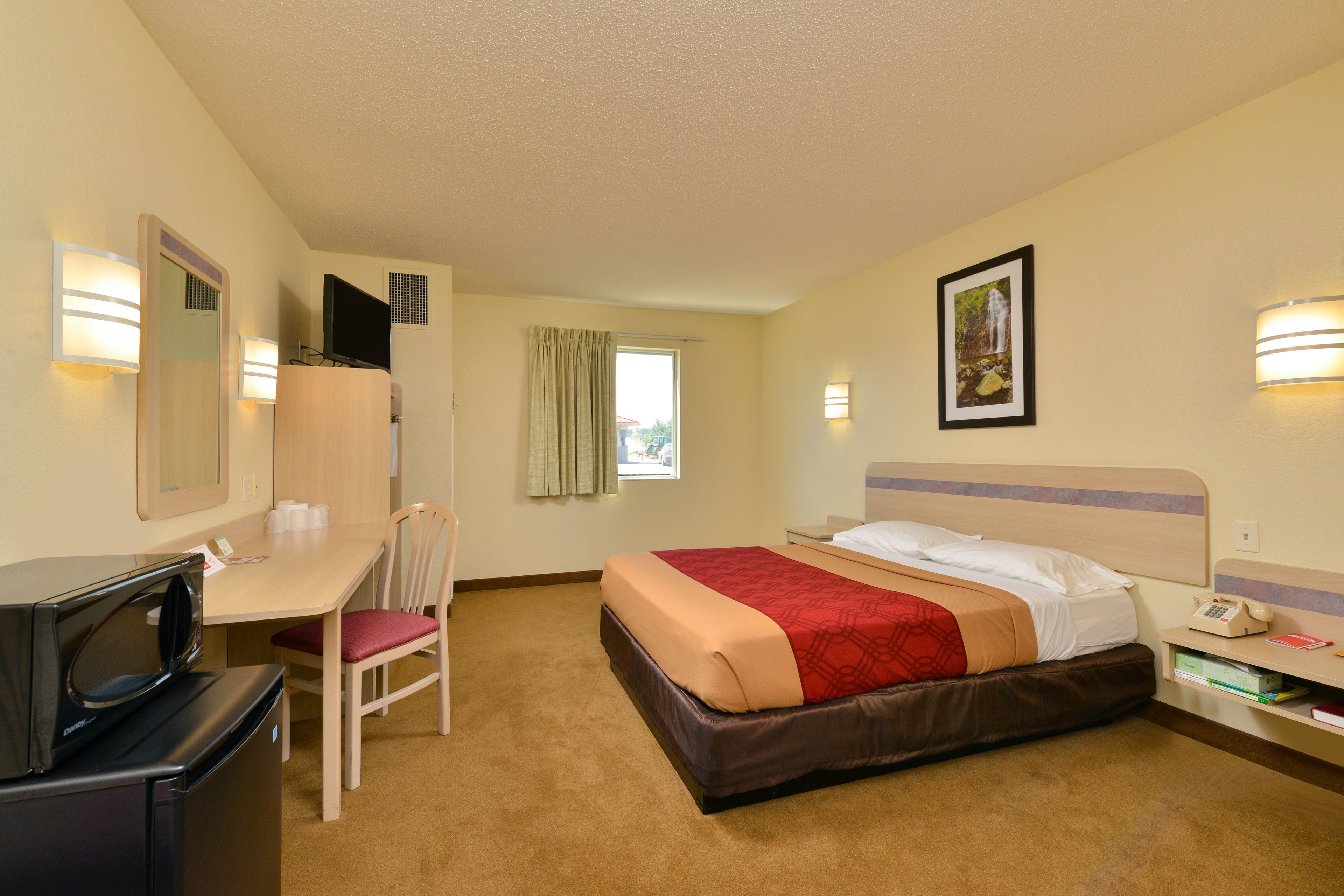 Bureau, Wi-Fi gratuit, draps fournis