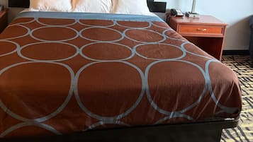 Chambre Standard, 1 trĂšs grand lit, non-fumeurs | Bureau, Wi-Fi gratuit, draps fournis