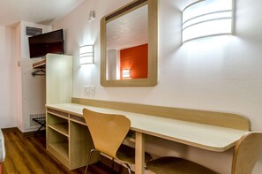 Room amenity - Motel 6 Kearney, NE (Kearney)