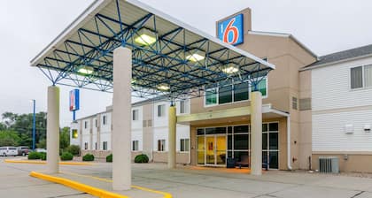 Motel 6 Kearney, NE