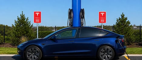 Electric vehicle charging station