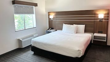 Free WiFi, bed sheets, alarm clocks