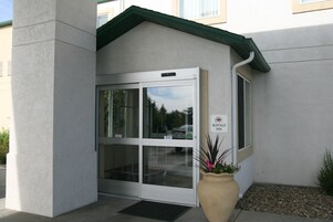 Entrada al alojamiento