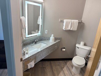 Baymont by Wyndham Athens, TN