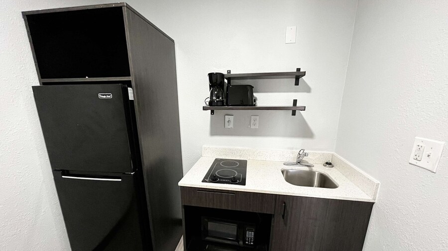 Studio 6 Lafayette, LA – I-10 & I-49 N