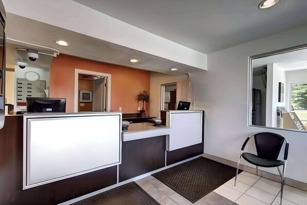 Lobby - Econo Lodge Midvale (Midvale)