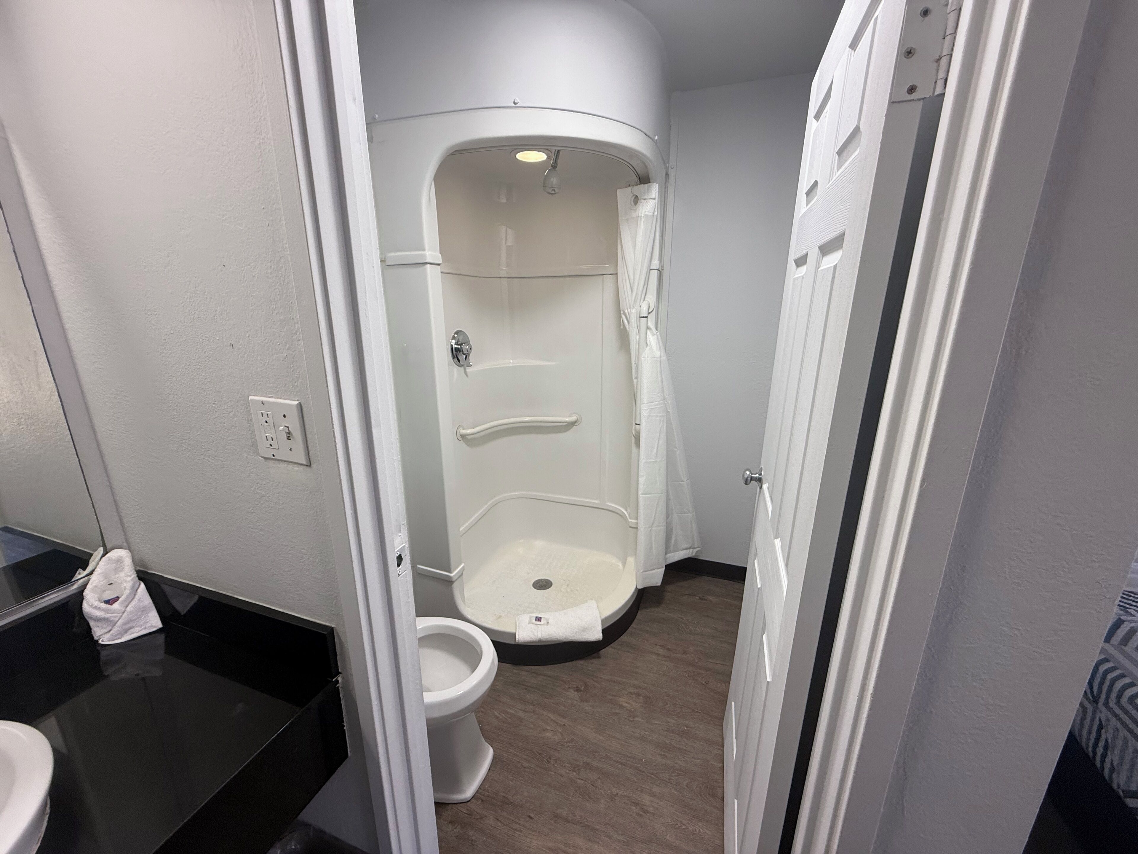 تجهيزات دش، مناشف