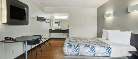 Free WiFi, bed sheets