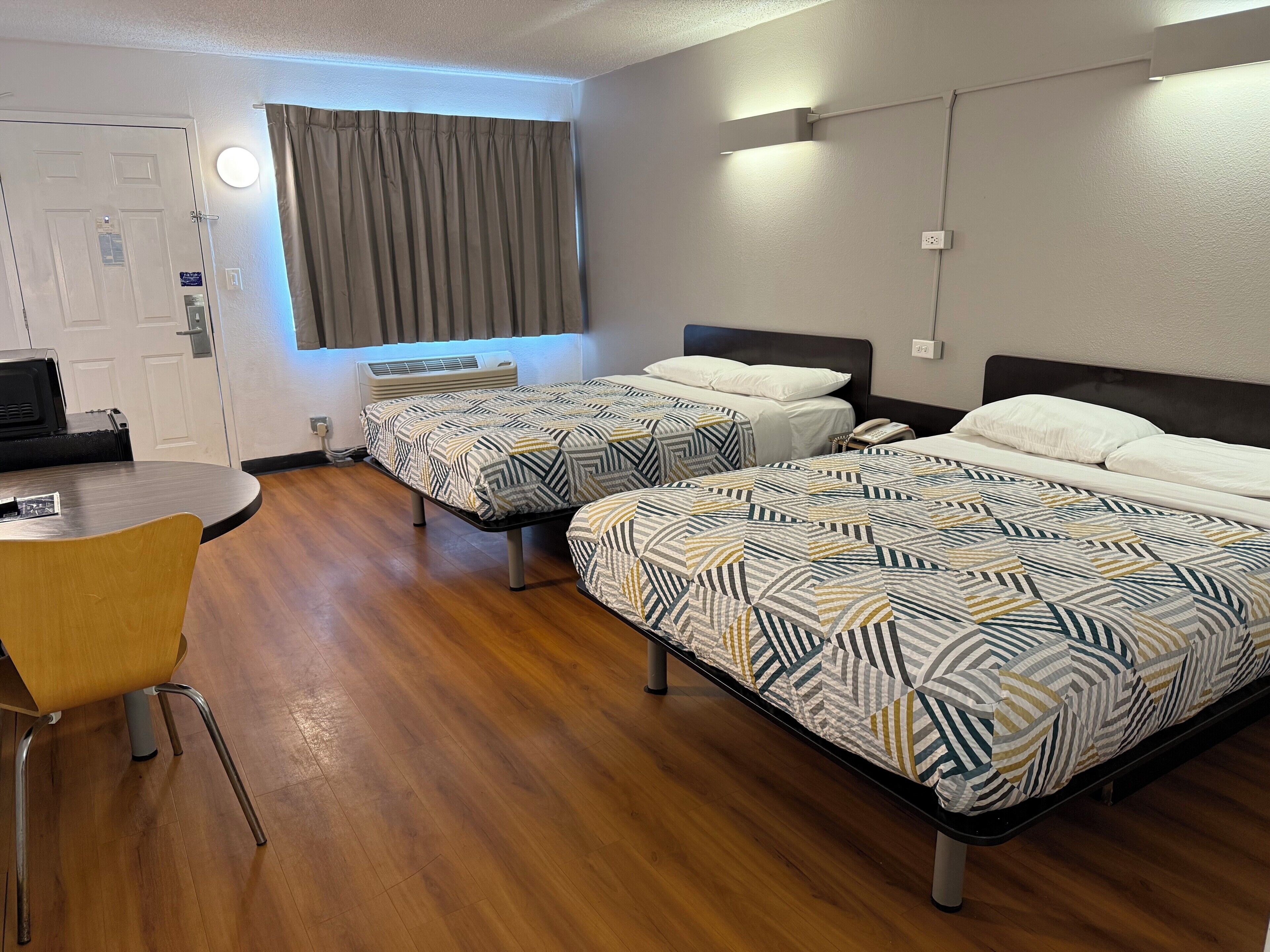 Free WiFi, bed sheets