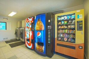 Games room - North Charleston Lodge (North Charleston)