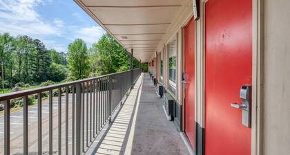 Haven Inn & Suites