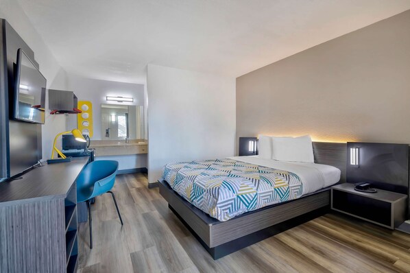 华丽客房, 1 张大床, 无烟房, 冰箱和微波炉 | 办公桌、免费 WiFi、床单、轮椅无障碍