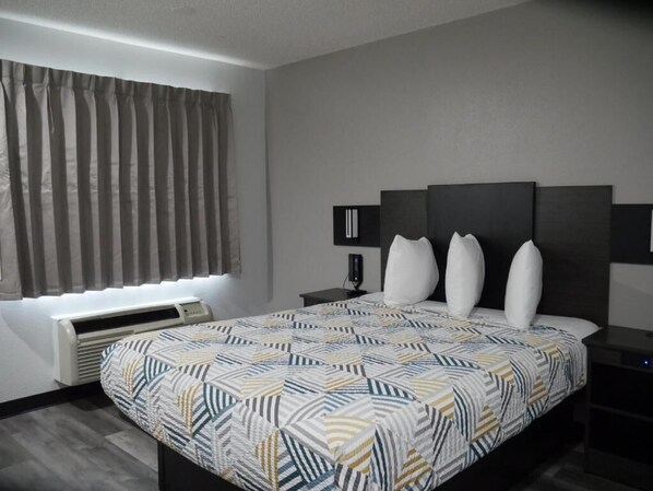 Free WiFi, bed sheets