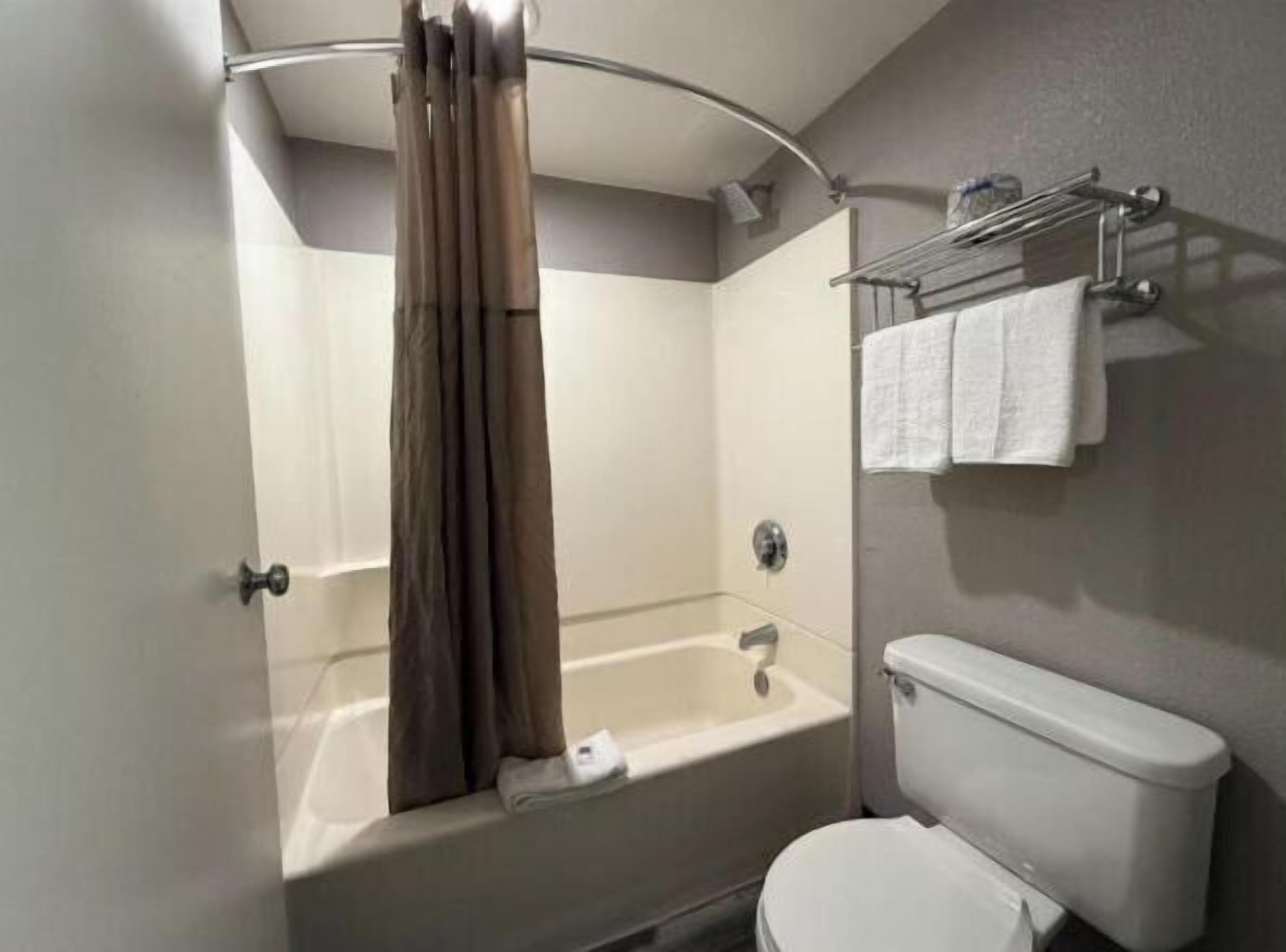 Douche, serviettes fournies