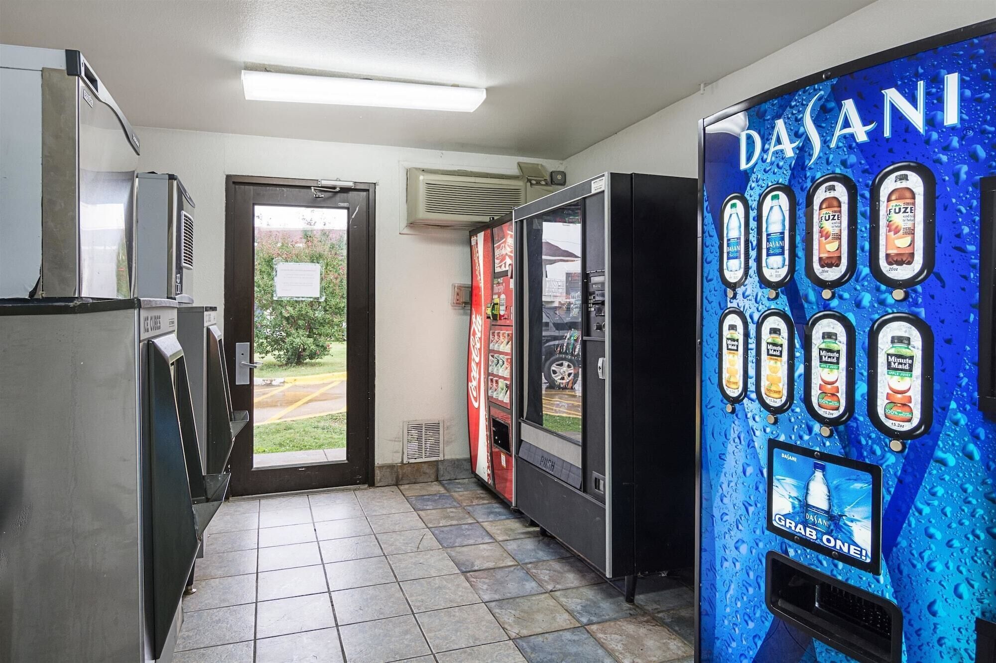 ماكينة بيع آلية