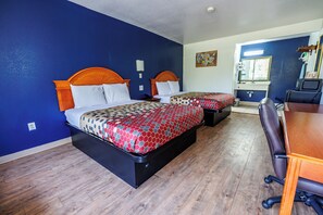 Desk, iron/ironing board, free WiFi, bed sheets - Budget Inn Greenville By Hotel O I-85 (Greenville)