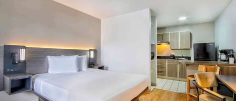 Cortinas blackout, tabla de planchar con plancha y wifi gratis