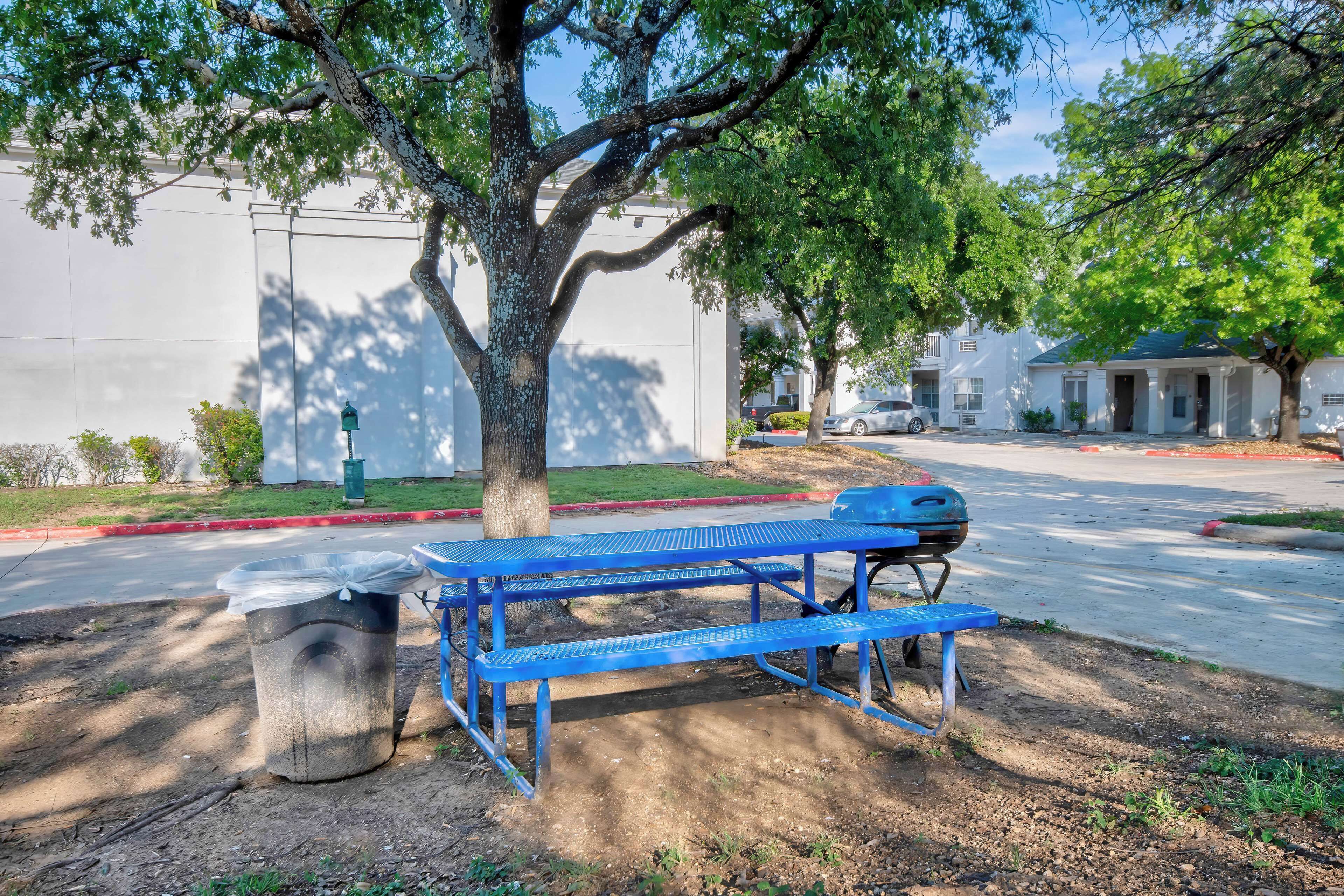 Photo - Studio 6-San Antonio, TX - Six Flags