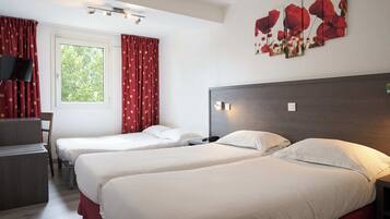 Ropa de cama de alta calidad, escritorio y cortinas blackout