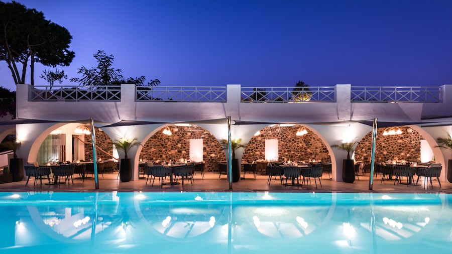 Santorini Kastelli Resort