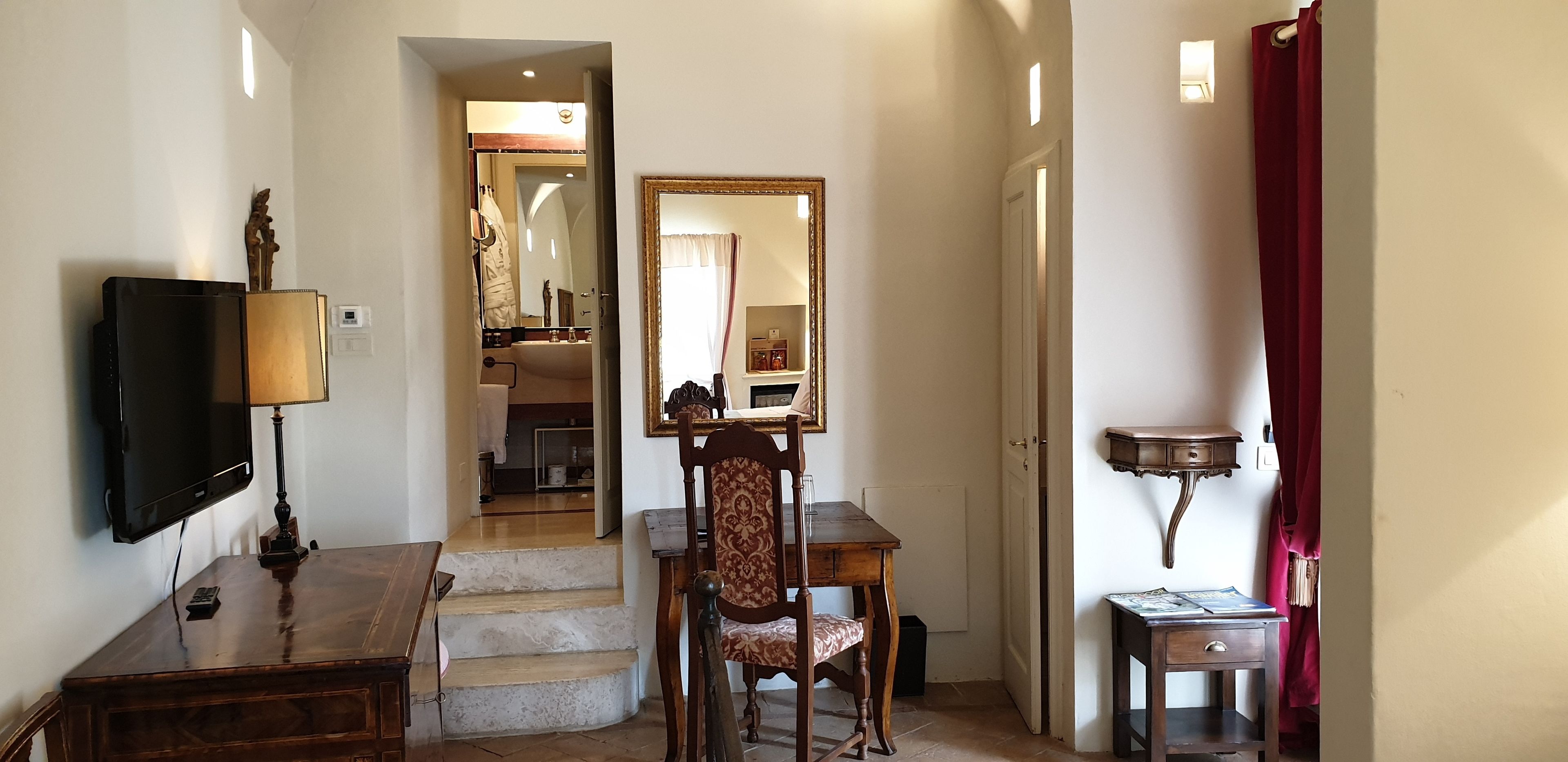 superior room | 1 bedroom, premium bedding, down duvets, minibar