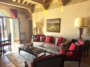 Televisión LCD de 50 pulgadas con canales digitales y televisión 