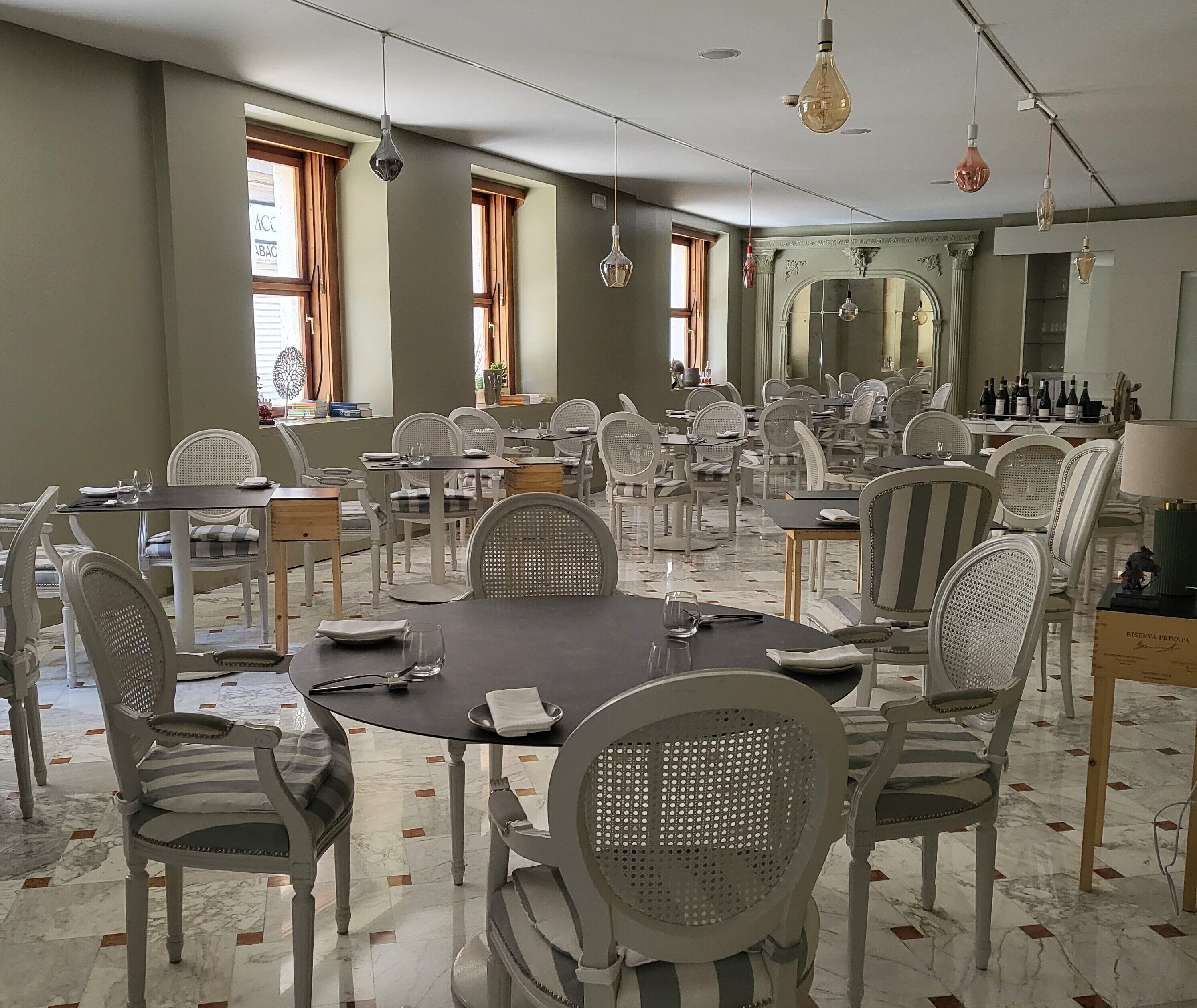 breakfast, lunch, dinner served; italian cuisine