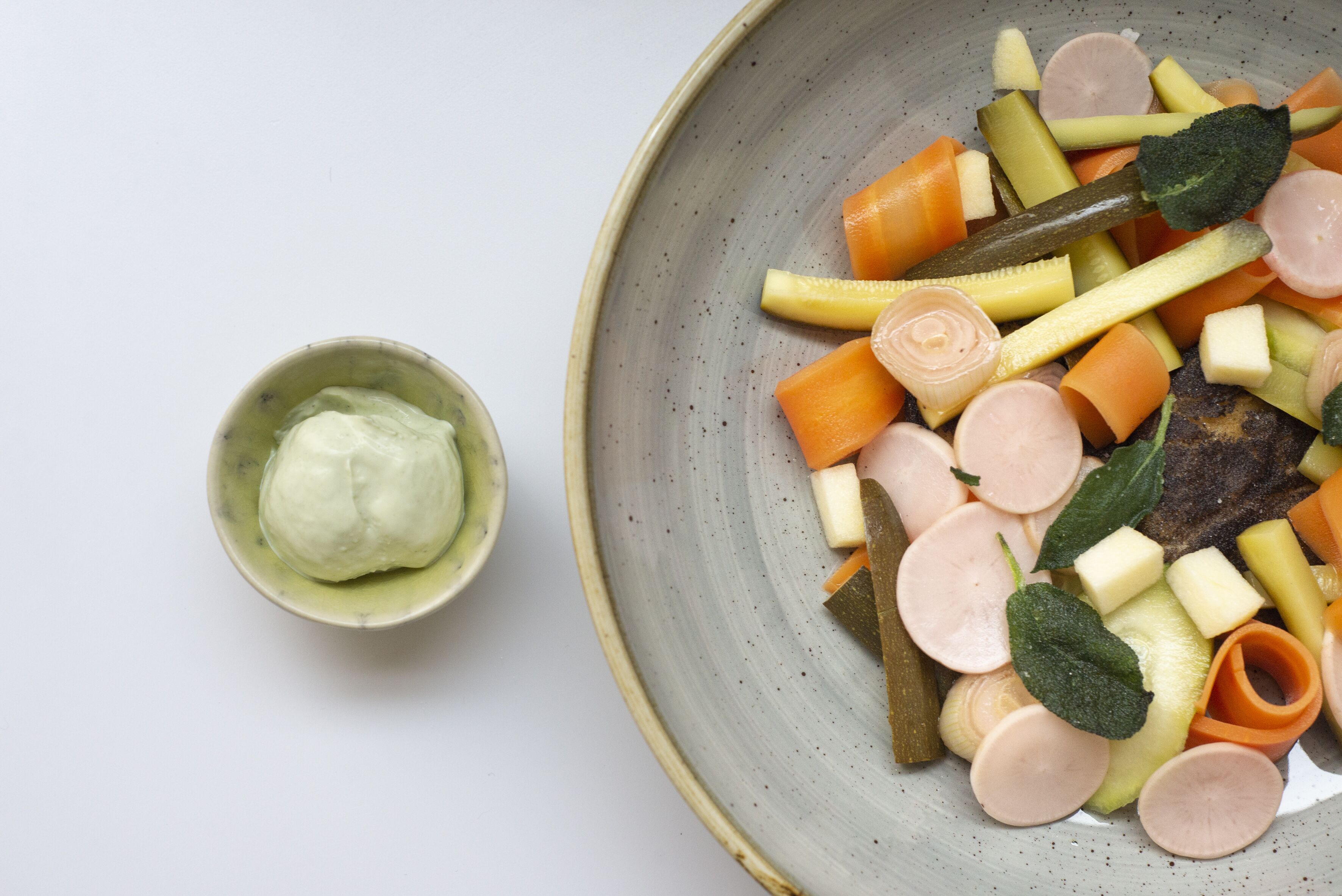 breakfast, lunch, dinner served; italian cuisine