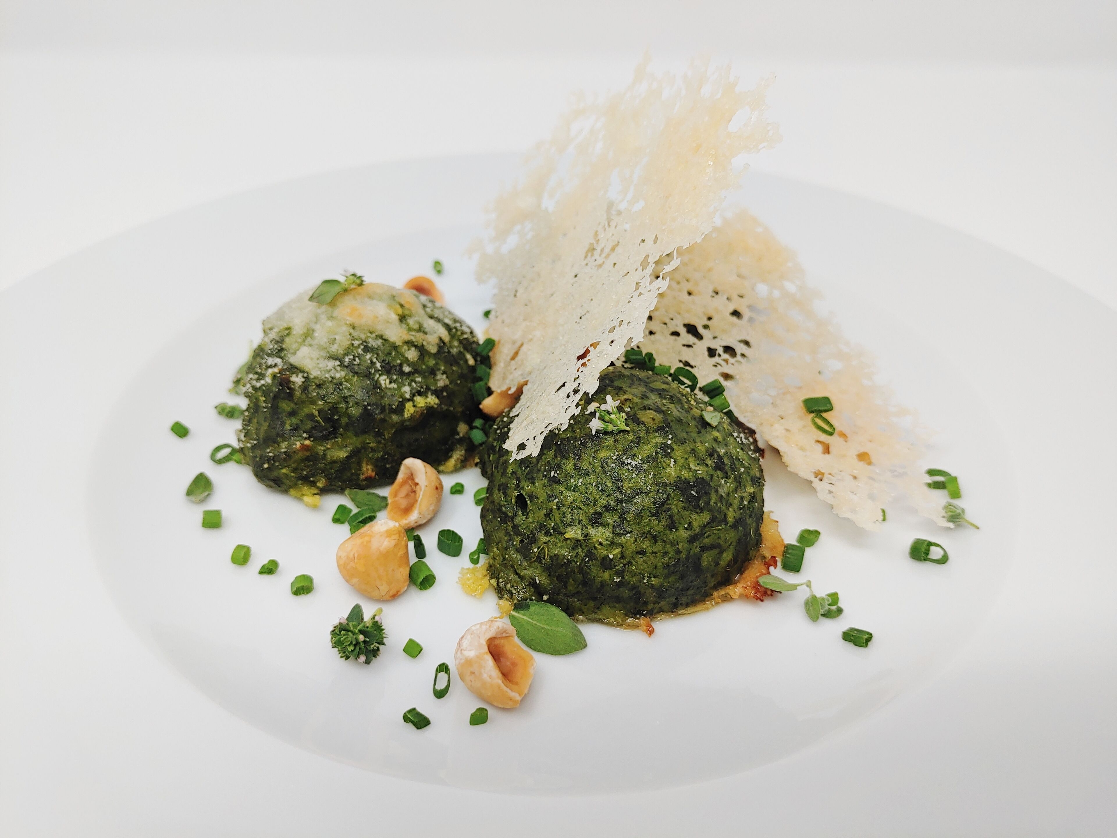 breakfast, lunch, dinner served; italian cuisine