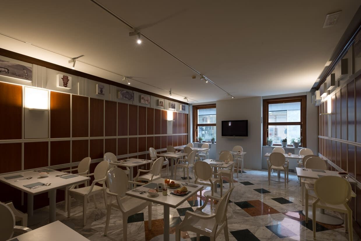 daily buffet breakfast (eur 13 per person)