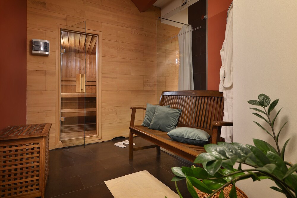 Design Hotel Neruda Prague by null