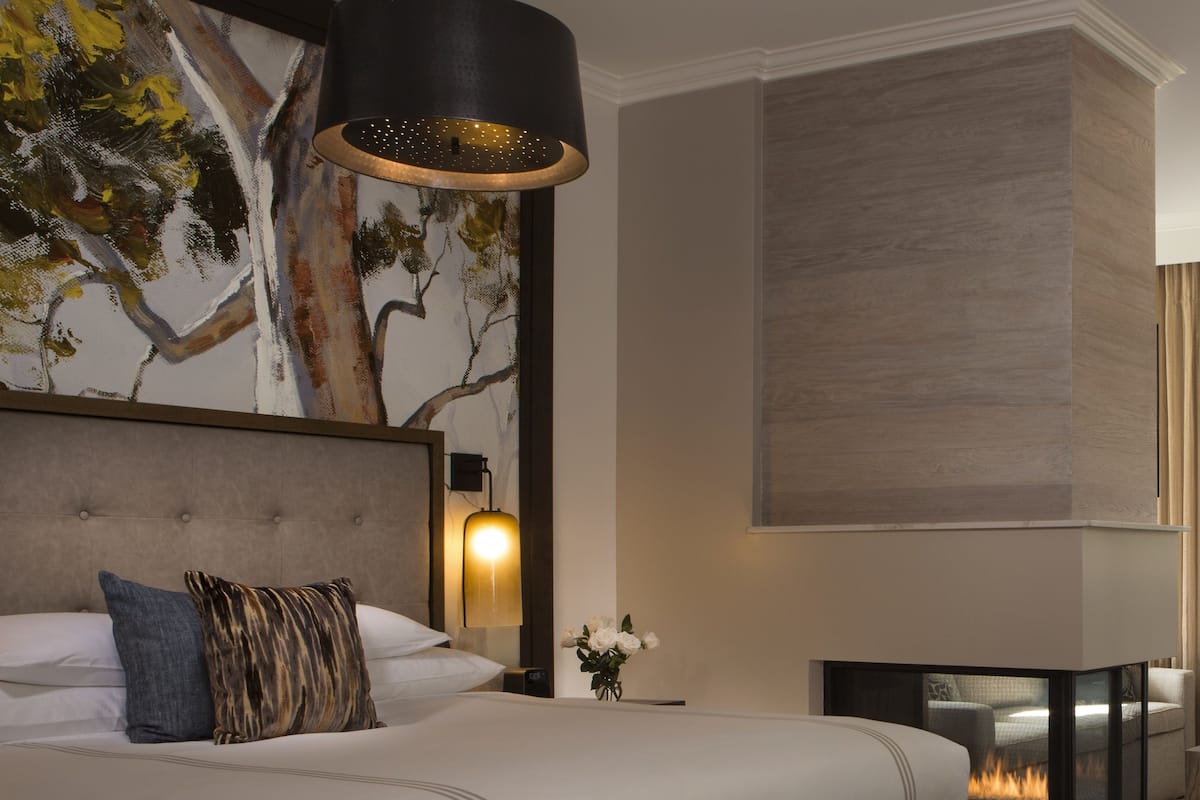 Suite junior, vista al río (Luxury) | Ropa de cama de alta calidad, edredón y camas con pillow-top