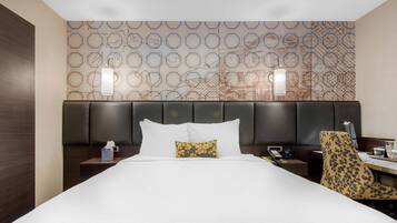 Desk, soundproofing, iron/ironing board, free cots/infant beds