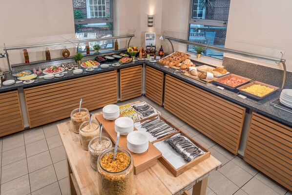 Desayuno continental gratuito